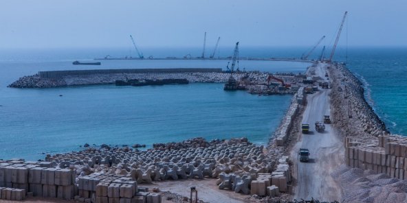 ميناء الداخلة الأطلسي