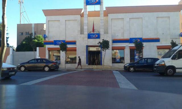 زُبناء إتصالات المغرب بالعيون يتهمون الشركة بسرقة أموالهم