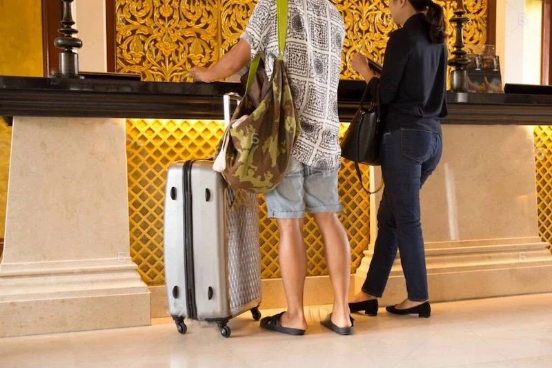 فنادق بدون عقد