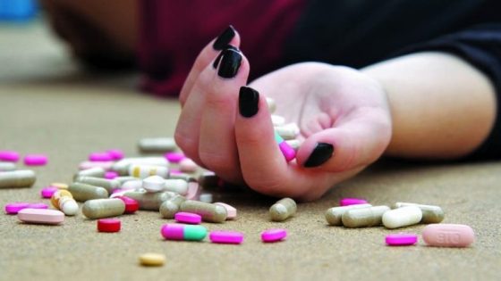 إنقاذ حياة طبيبة حاولت الإنتحار بمقر عملها