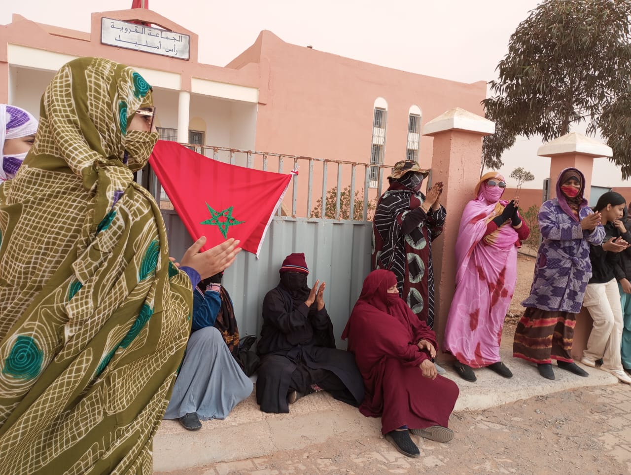احتجاجات نسائية بجماعة رأس أومليل للمطالبة بمرافق حيوية