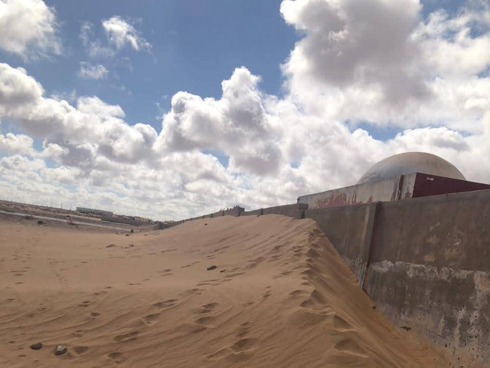 بوجدور.. ساكنة حي الخير تستغيث بسبب زحف الرمال